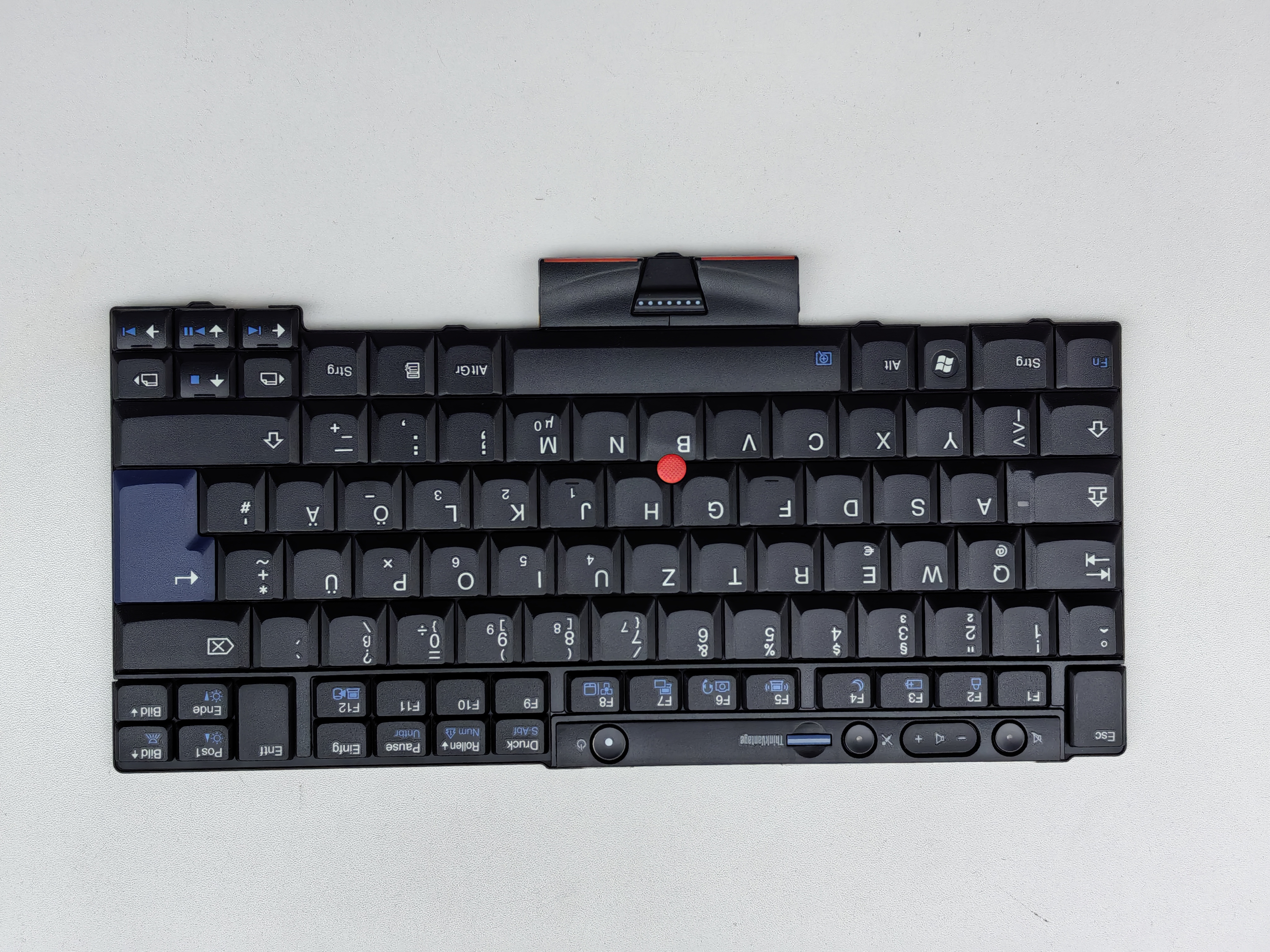 Picture of New Replacement Laptop Keyboard For IBM T410/X220/W510/T510/W520/T400S/T520 BLACK With Point (OEM) GR Layout